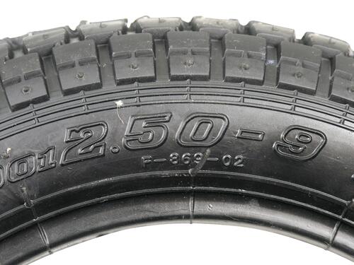 Dæk helårs 2,50x9 Awina